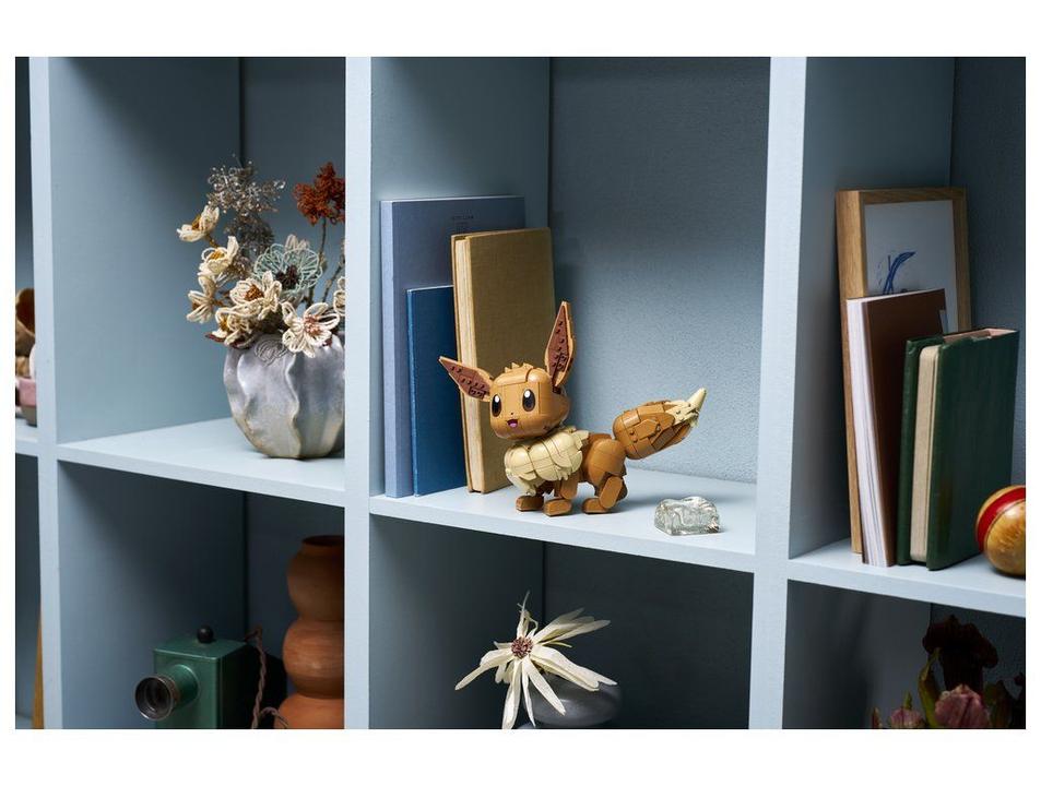 LEGO Pokémon Eevee 72151 587 Peças - 3