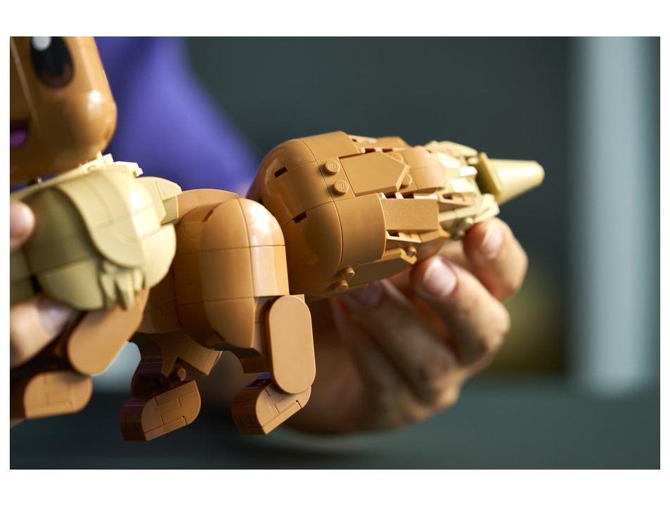 LEGO Pokémon Eevee 72151 587 Peças - 2