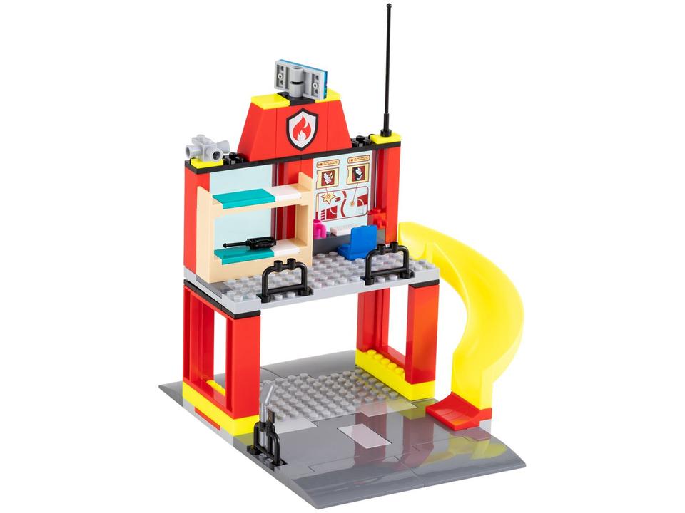 LEGO Quartel e Caminhão dos Bombeiros 153 Peças - 2
