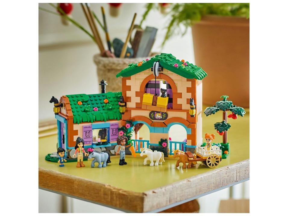 LEGO Rancho e Estábulo de Pôneis 42654 - 3