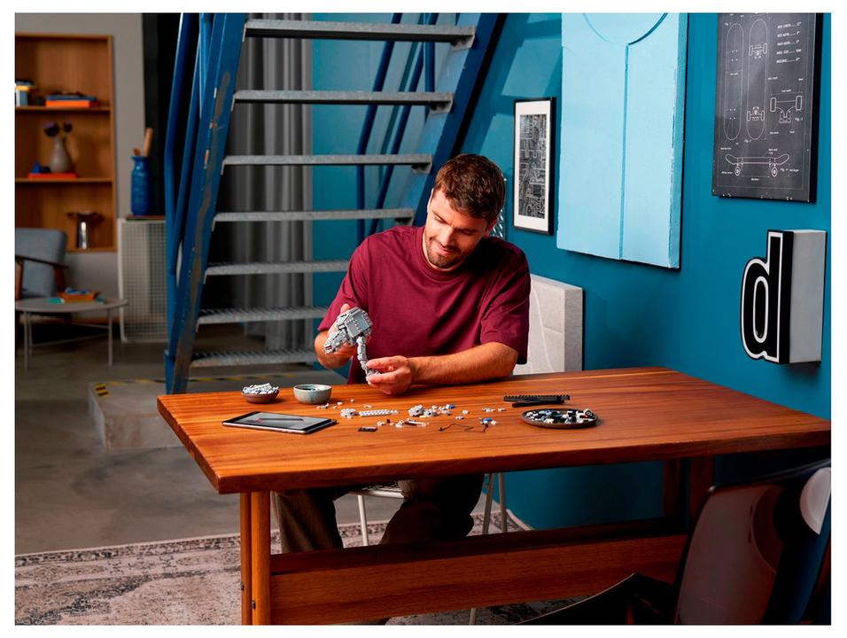 LEGO Star Wars AT-AT 75440 525 Peças - 3