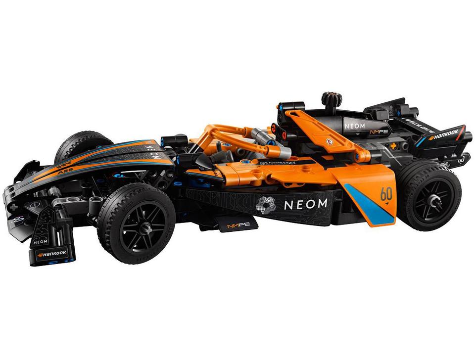 LEGO Technic Carro de Corrida NEOM McLaren - 4