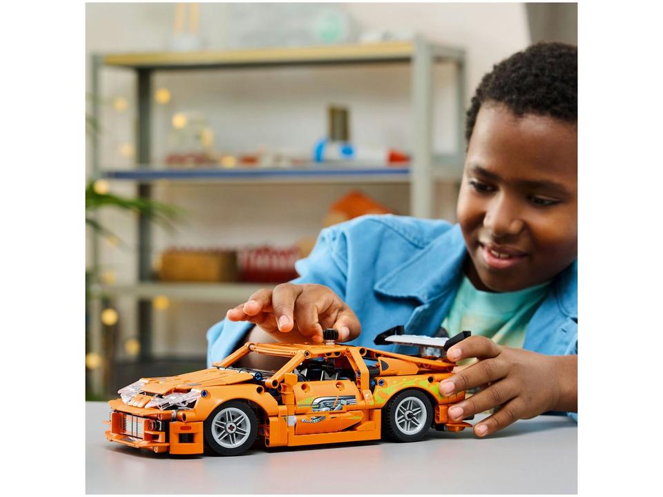 LEGO Technic Fast and Furious Toyota Supra MK4 - 1