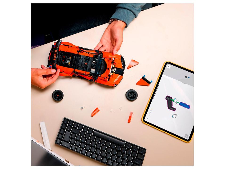 LEGO Technic Hipercarro Bugatti Chiron Pur Sport - 3