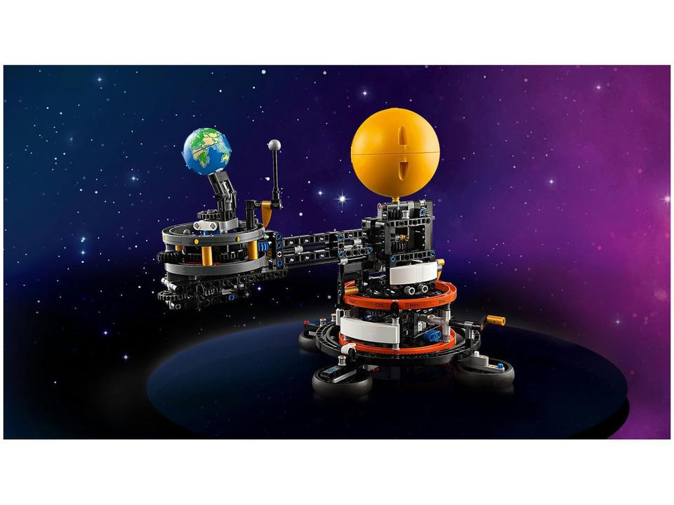 LEGO Technic Planeta Terra e Lua em Órbita - 7