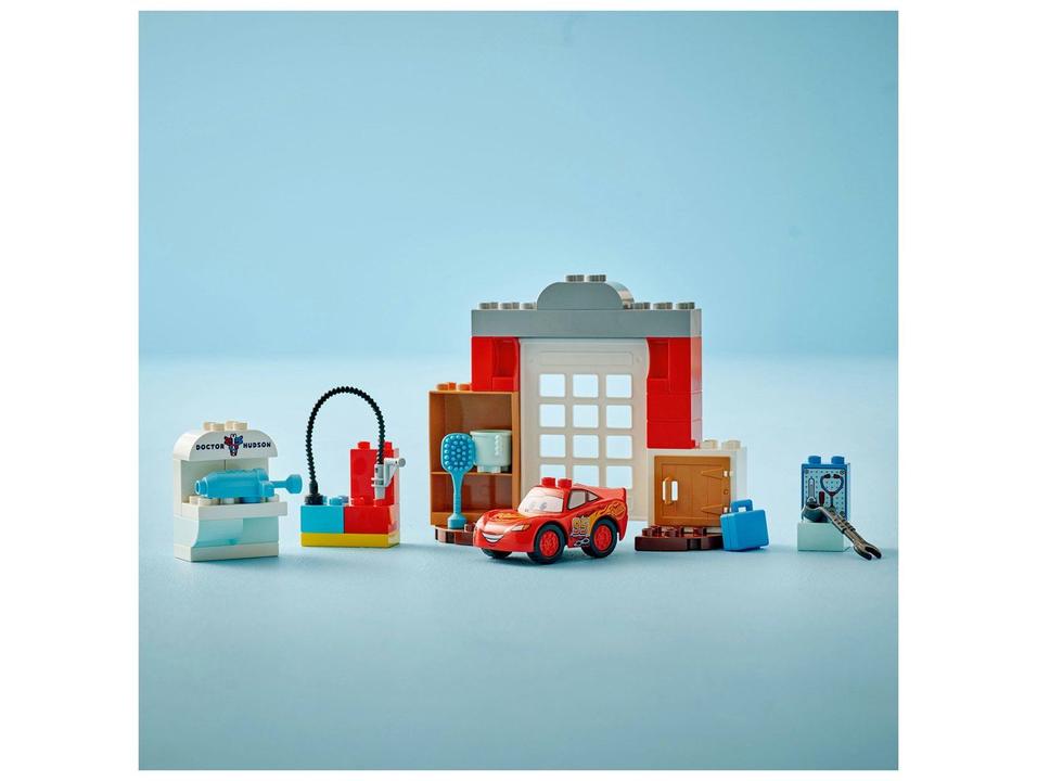 LEGO Visita de McQueen a Garagem do Doc 10456 - 2