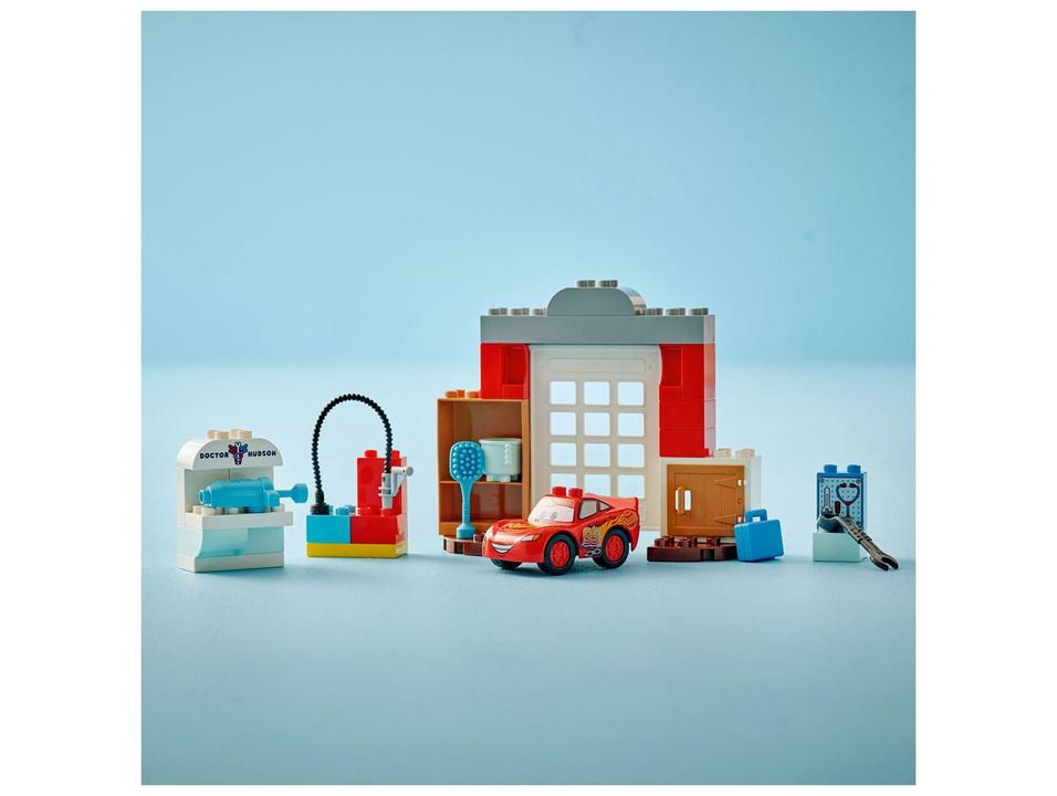 LEGO Visita de McQueen a Garagem do Doc 10456 - 2