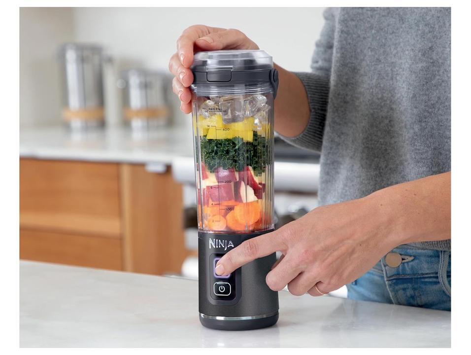 Liquidificador Portátil Ninja Blast BC100BK Preto - 1