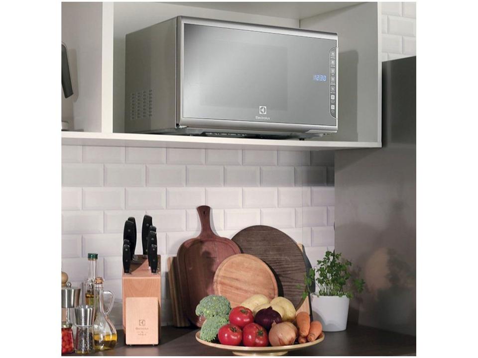 Micro-ondas Electrolux 31L Cinza Espelhado Função Tira Odor - 9