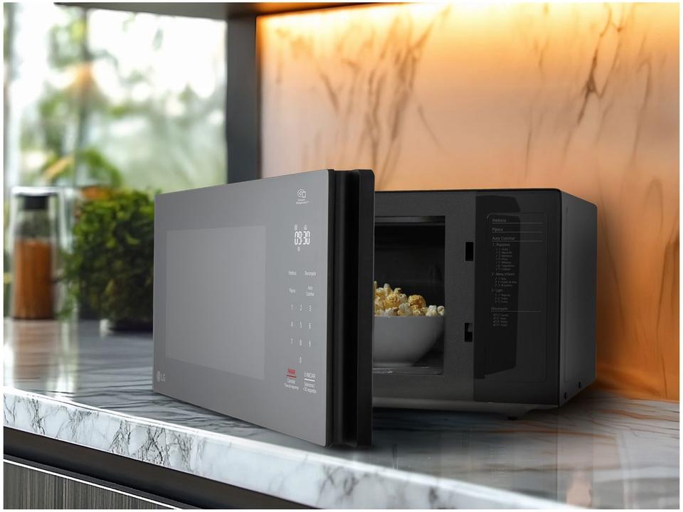 Micro-ondas LG 30L Espelhado Solo NeoChef MS3094NR.FBKFLGZ - 2