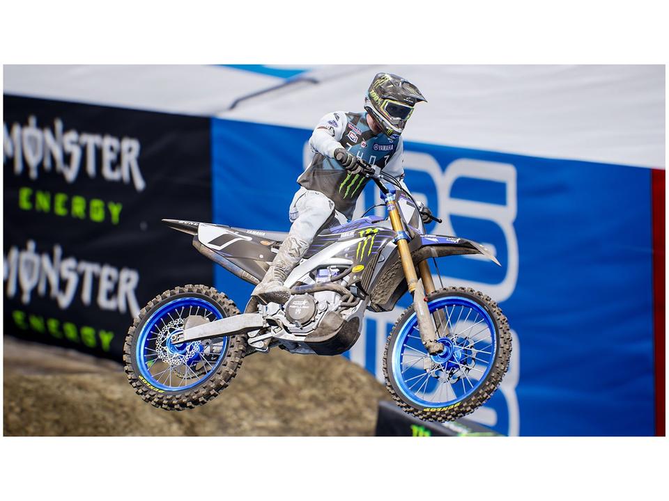 Monster Energy Supercross 5 para PS4 - 5