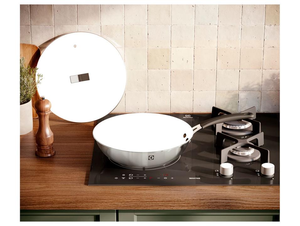 Panela Wok Electrolux Inox com Tampa Antiaderente Design Preta 28cm - 2