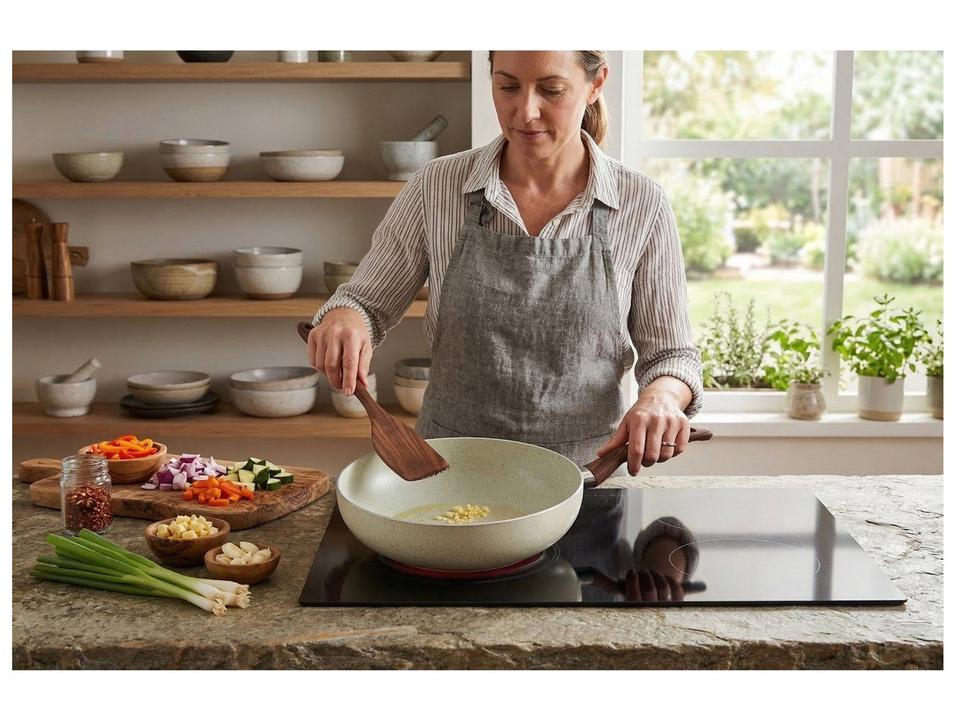 Panela Wok Multiflon de Alumínio Antiaderente Petra Bege 28cm - 1