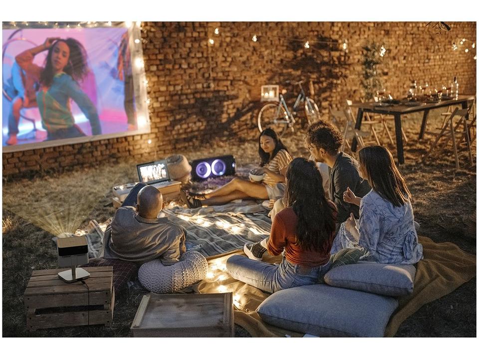 Projetor Portátil com Suporte Ajustável Smart Epson Lifestudio Flex Plus 4K PRO-UHD EF-72K Som Bose Google TV Wi-Fi Madeira Nobre - 6