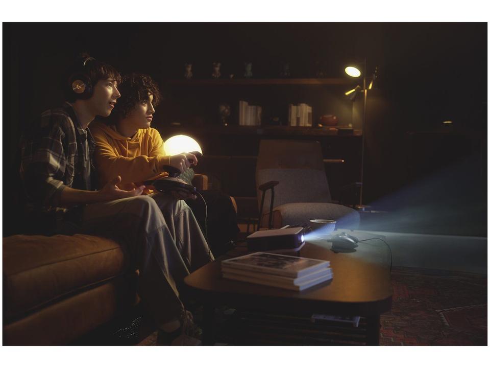 Projetor Portátil Smart Epson Lifestudio Pop Full HD EF-61 Som Bose Google TV Wi-Fi Branco Pérola - 5