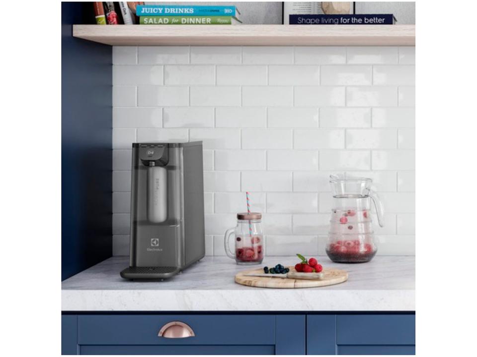 Purificador de Água Electrolux de Mesa Cinza Acqua Pure4x Água Gelada e Natural PE12G - 15