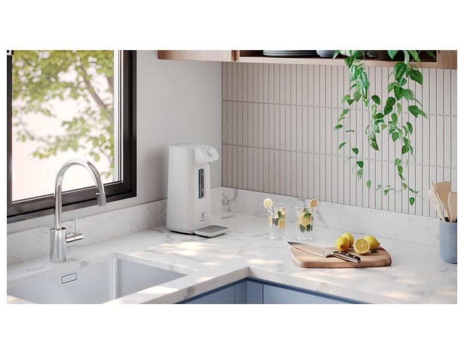 Purificador de Água Natural Electrolux de Bancada e Parede Branco Efficient PN10B - 1