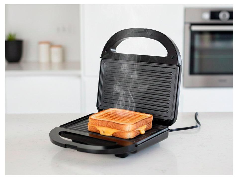 Sanduicheira Grill Itatiaia Essencial 750W Preto SDESS2003 - 1