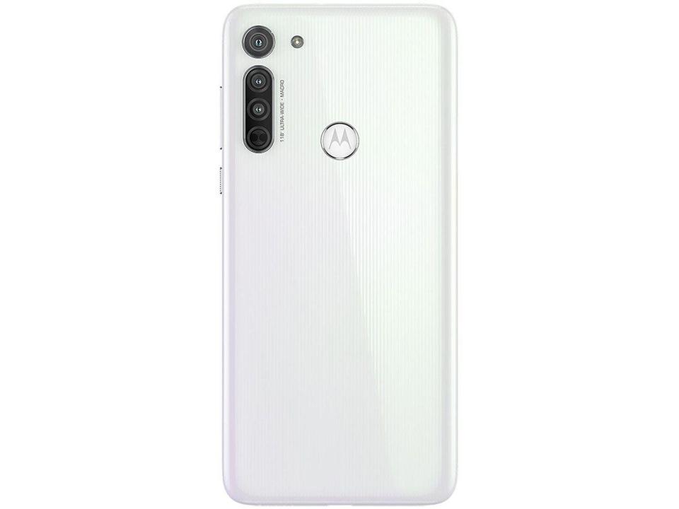 Smartphone Motorola Moto G8 64GB Branco Prisma 4G - 4GB RAM Tela 6,4” Câm. Tripla + Câm. Selfie 8M - 8