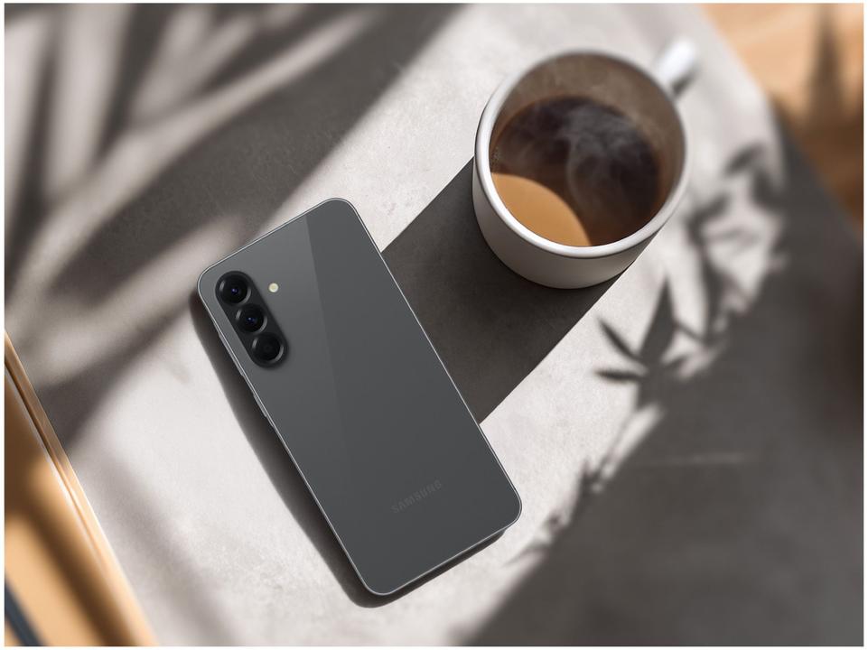 Smartphone Samsung Galaxy A56 128GB 5G 8GB RAM Preto 6,7" Câm Tripla + Selfie 12MP - 12