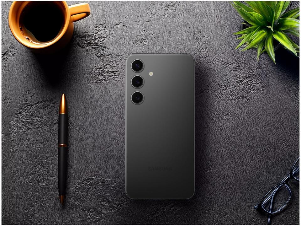 Smartphone Samsung Galaxy S24 6,2" Galaxy AI 256GB Preto 5G 8GB RAM Câm. Tripla 50MP + Selfie 12MP Bateria 4000mAh Dual Chip - 6