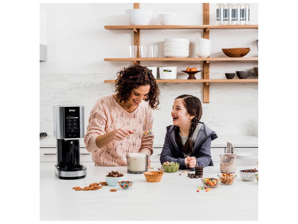 Sorveteira Ninja Creami NC301BZB 800W 470ml - 1