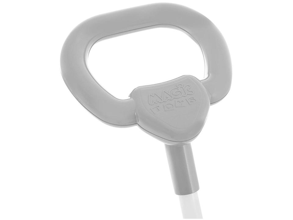 Triciclo Infantil Magic Toys com Empurrador - 12