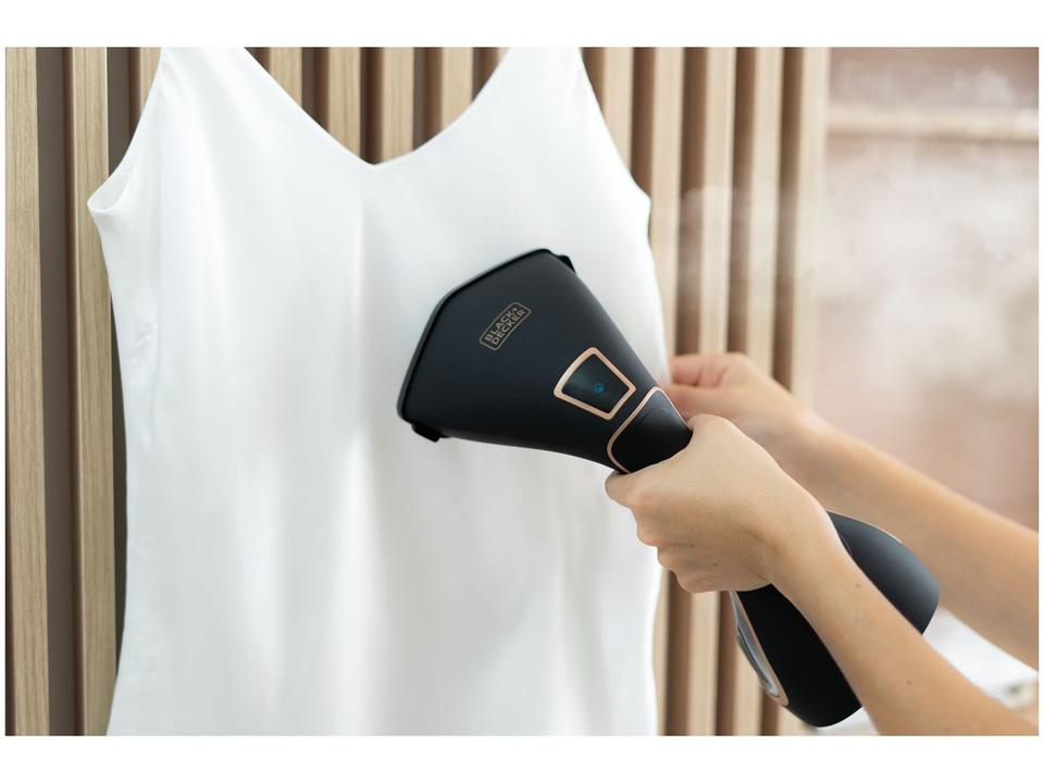 Vaporizador de Roupas Black+Decker BDV2200 Portátil 230ml 1500W com Acessórios - 1