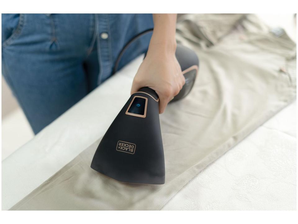 Vaporizador de Roupas Black+Decker BDV2200 Portátil 230ml 1500W com Acessórios - 2