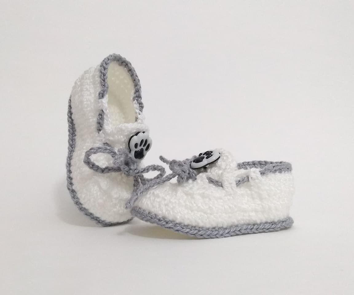 sapatinho de bebe branco unissex