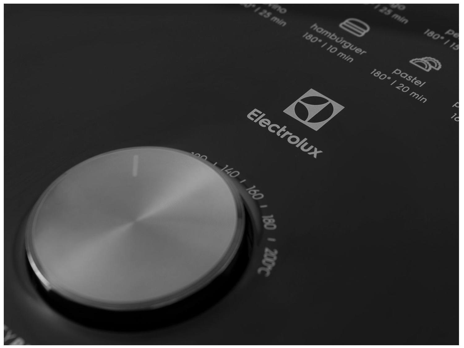 Air Fryer Electrolux Efficient Rita Lobo EAF15 Preta com Timer 3,2L