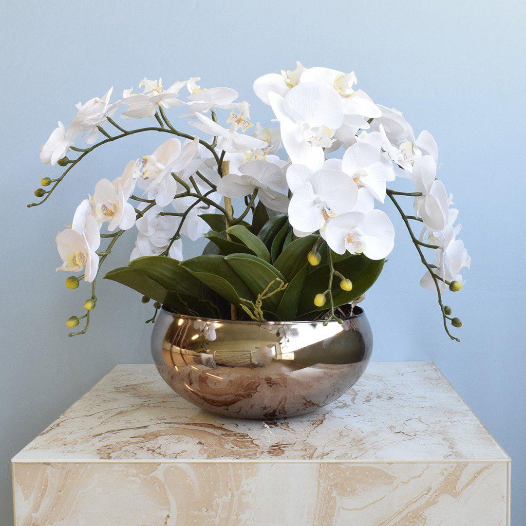 Arranjo com 6 Hastes de Orquídeas Brancas no Vaso Bronze Formosinha - Flor  e Planta Artificial - Magazine Luiza
