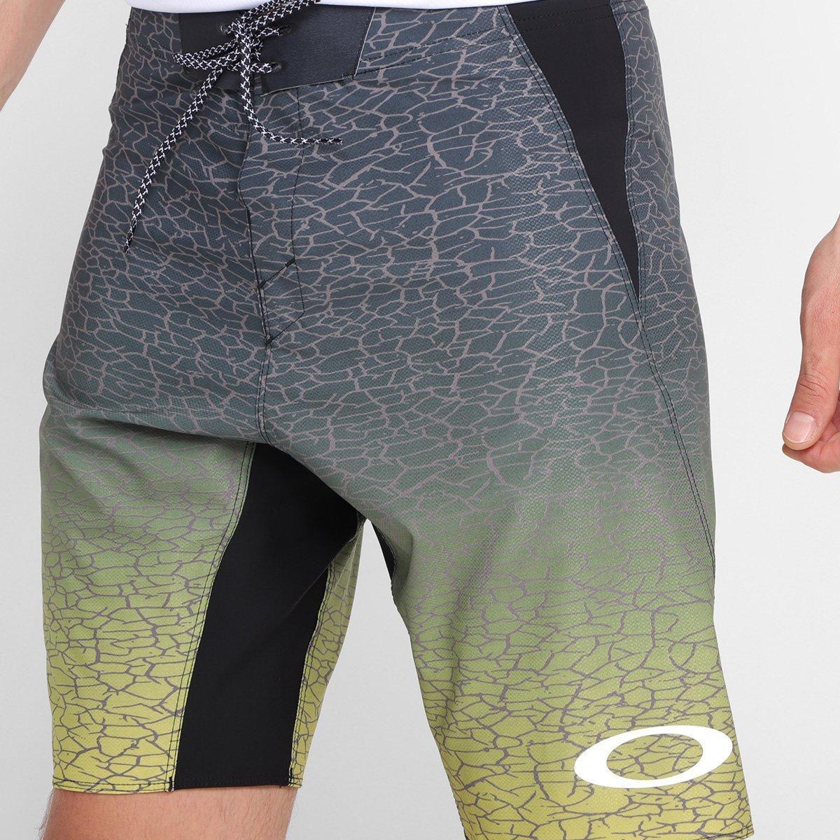 bermuda da oakley blade