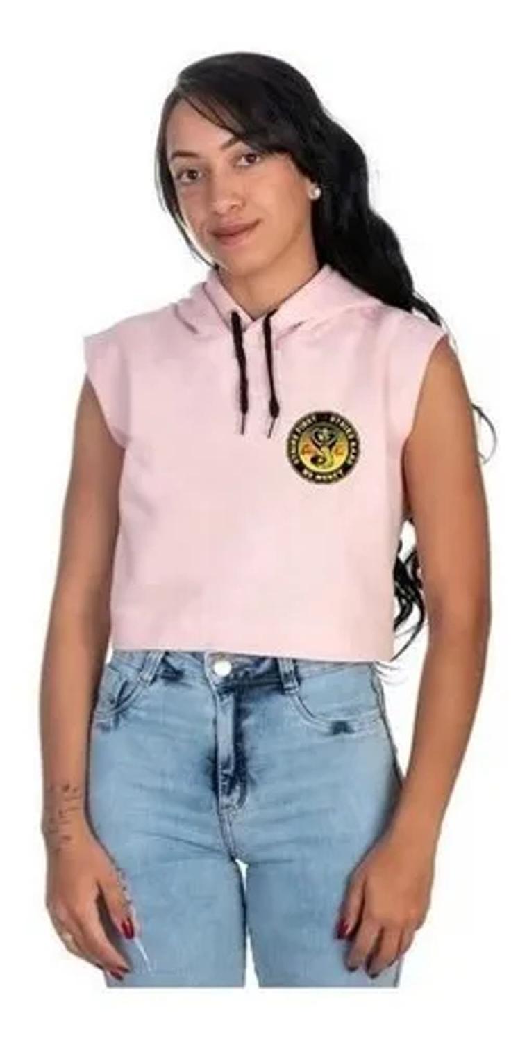 cropped moletom com capuz and jeans