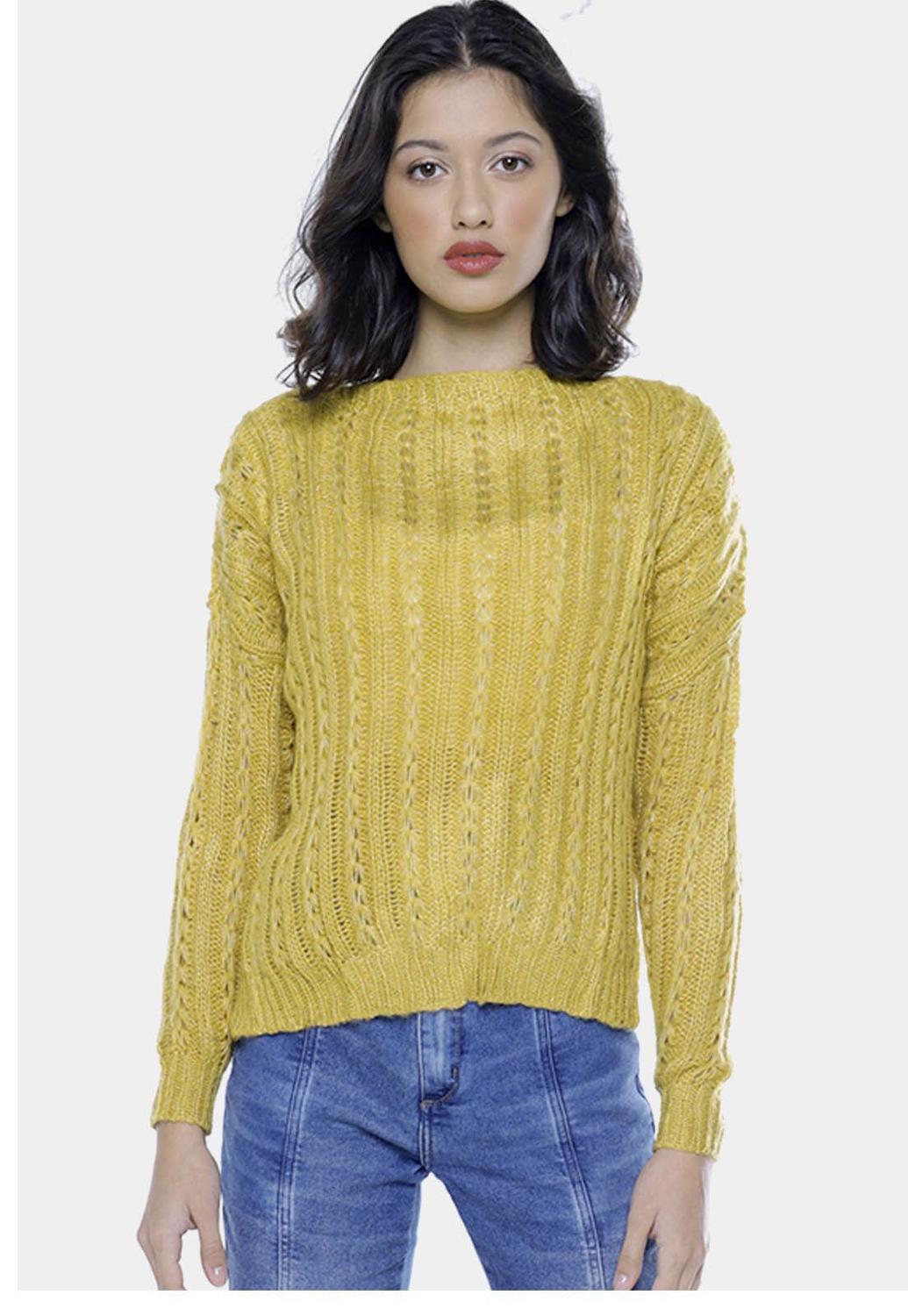 blusa tricot caramelo