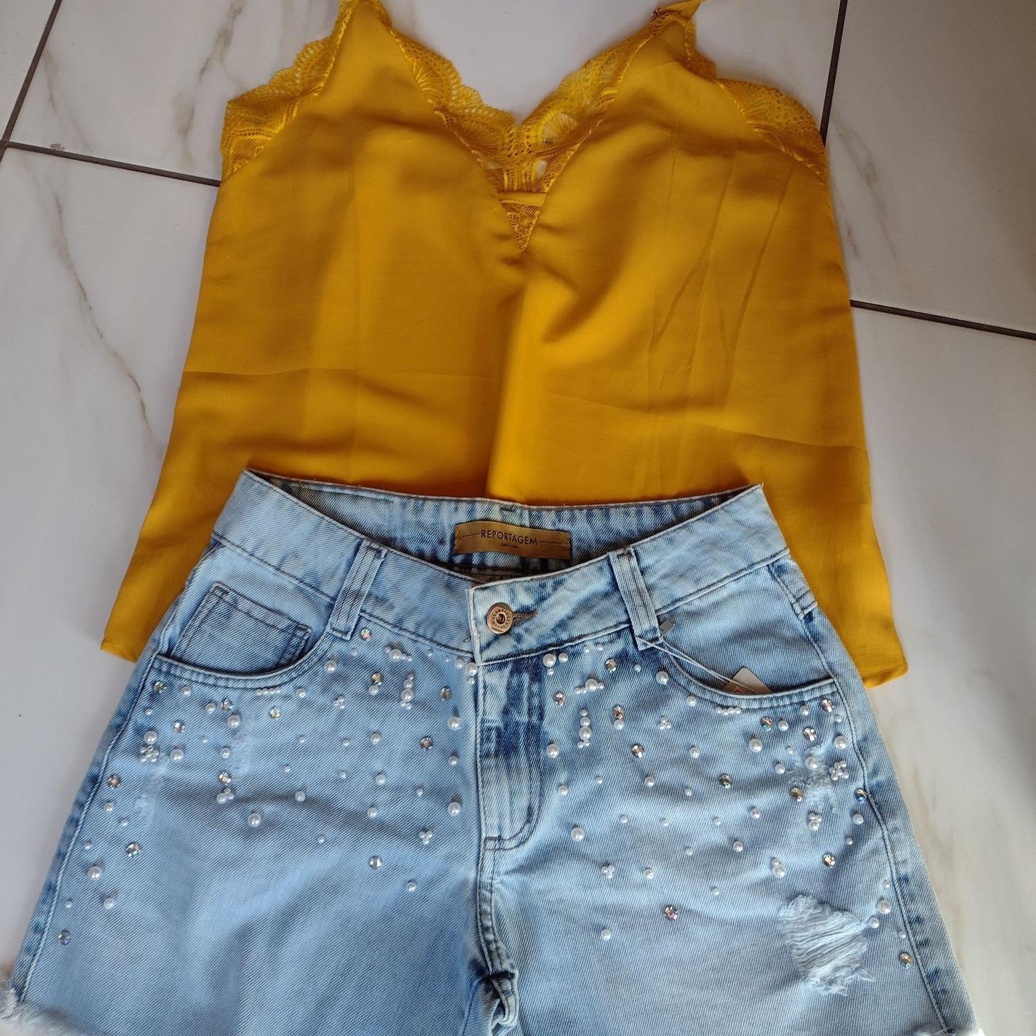 blusa com short jeans