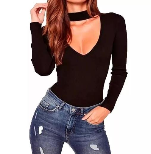 blusa aberta do lado