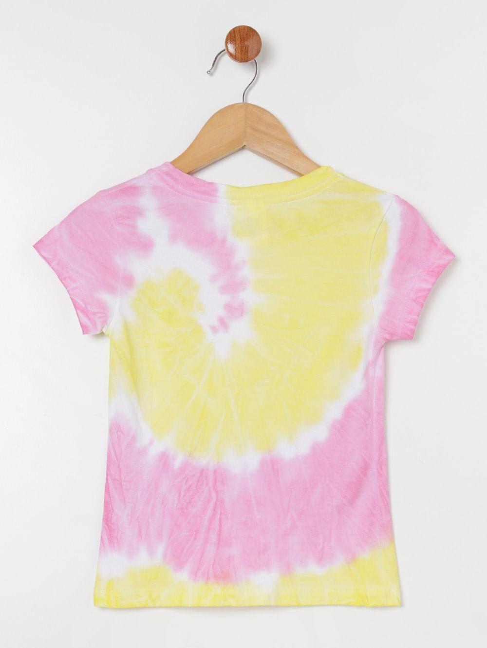 tie dye em blusa amarela