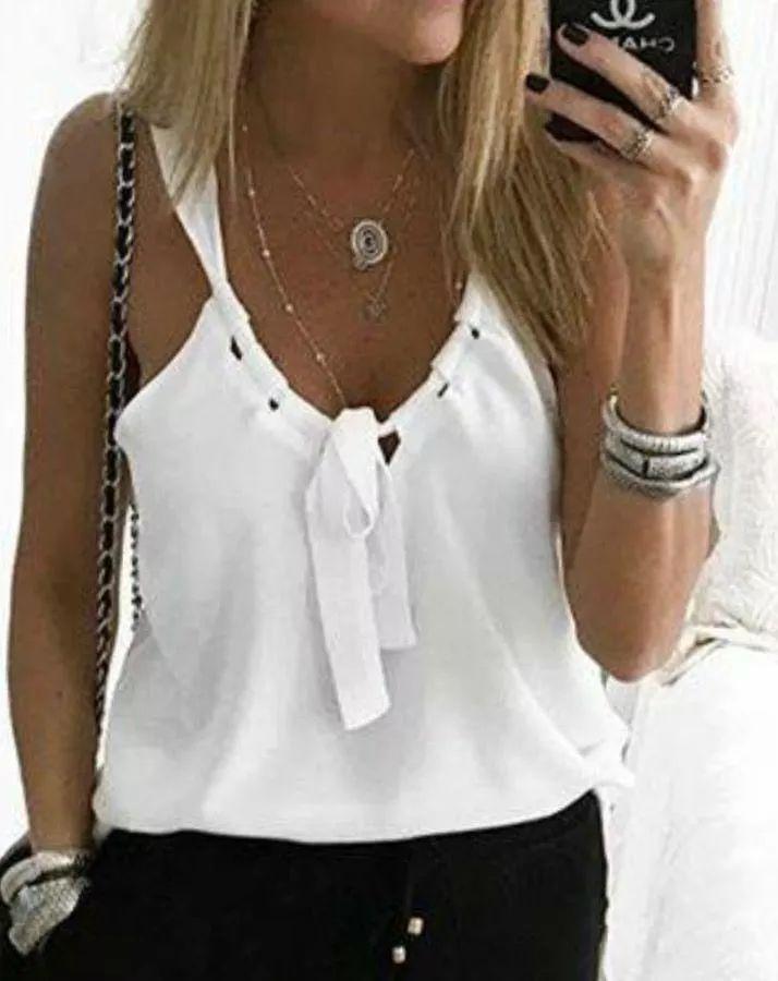 Blusas de alcinha com detalhes Clearance