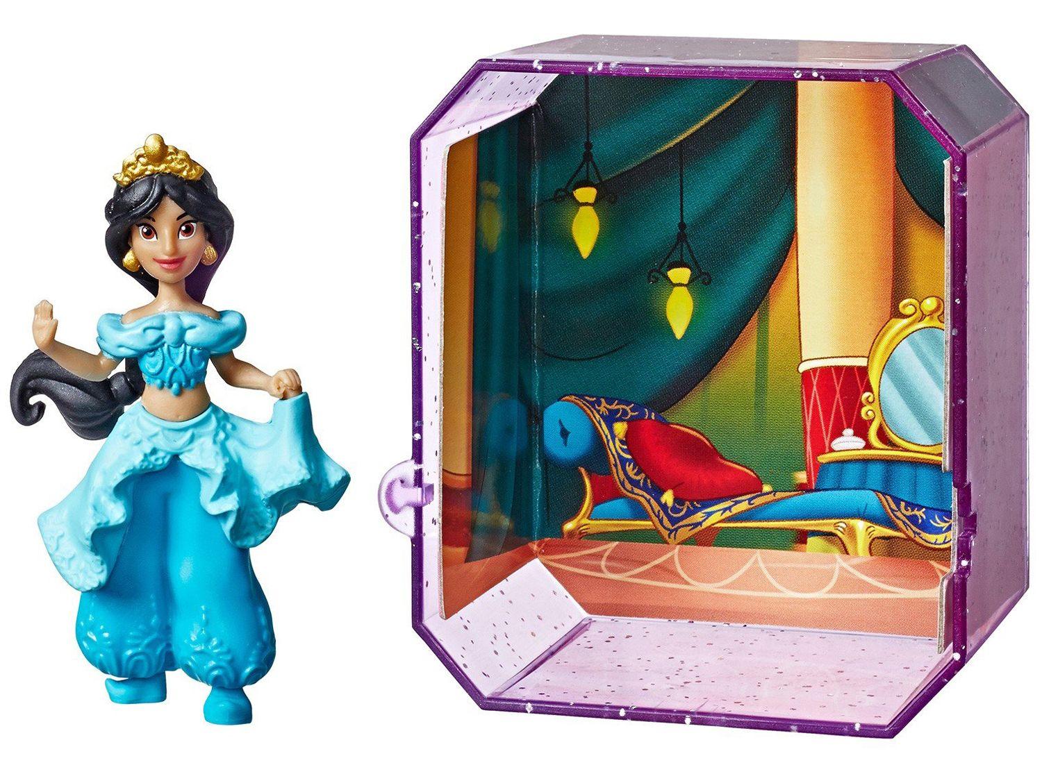 Boneca Princesas em Cápsulas 