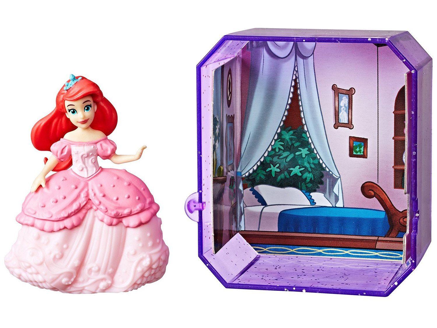 Boneca Princesas em Cápsulas 