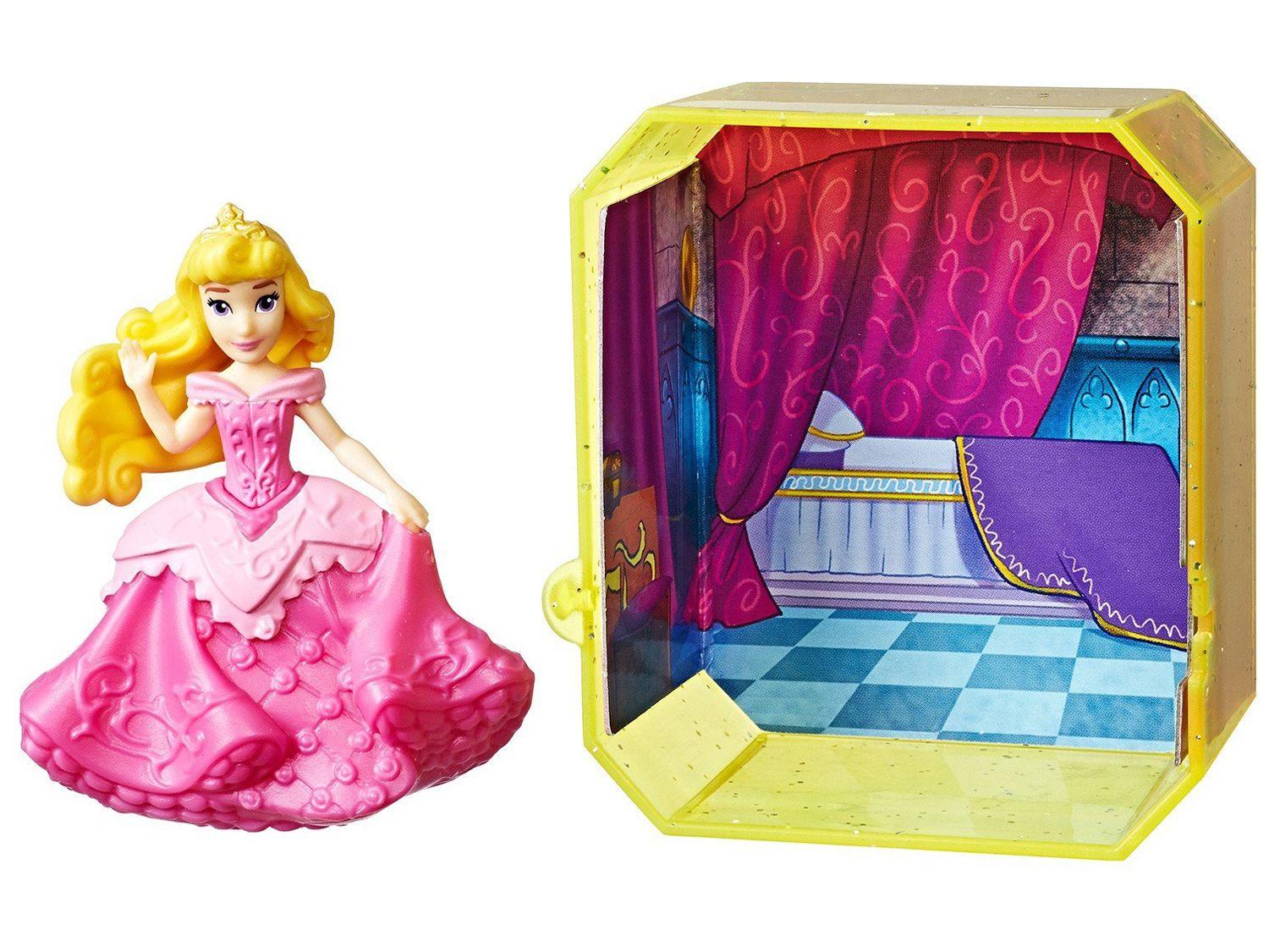 Boneca Princesas em Cápsulas 