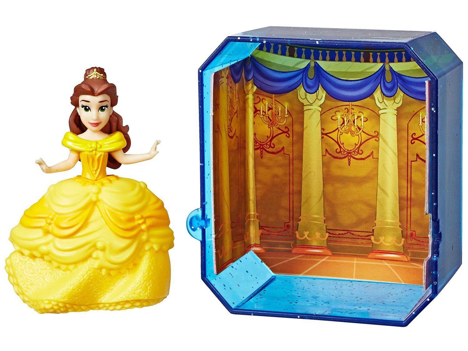Boneca Princesas em Cápsulas 