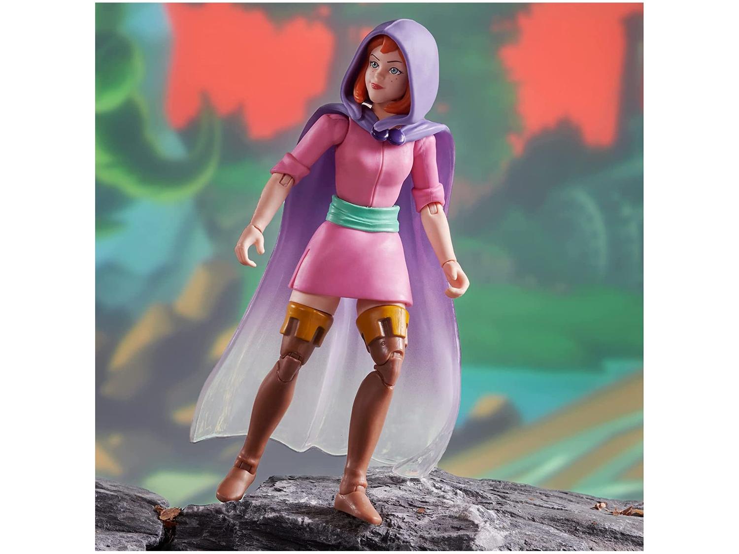Boneca Sheila Cartoon Classics Dungeons & Dragons com Acessórios Hasbro