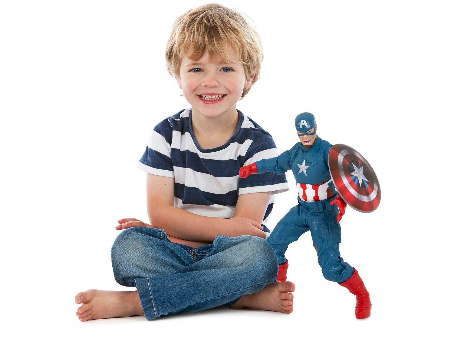 Boneco Capitão América Marvel Revolution