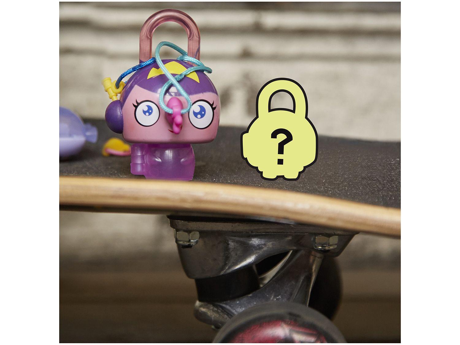 Boneco Lock Stars Cadeado com Acessórios