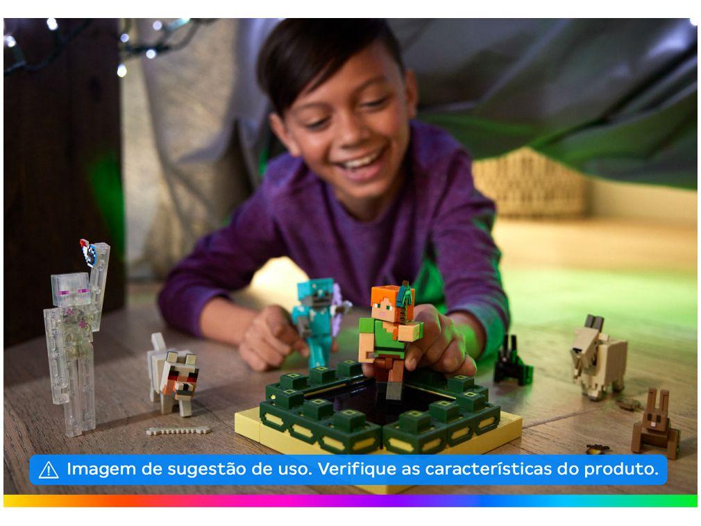 Boneco Minecraft Mattel com Acessórios Mattel