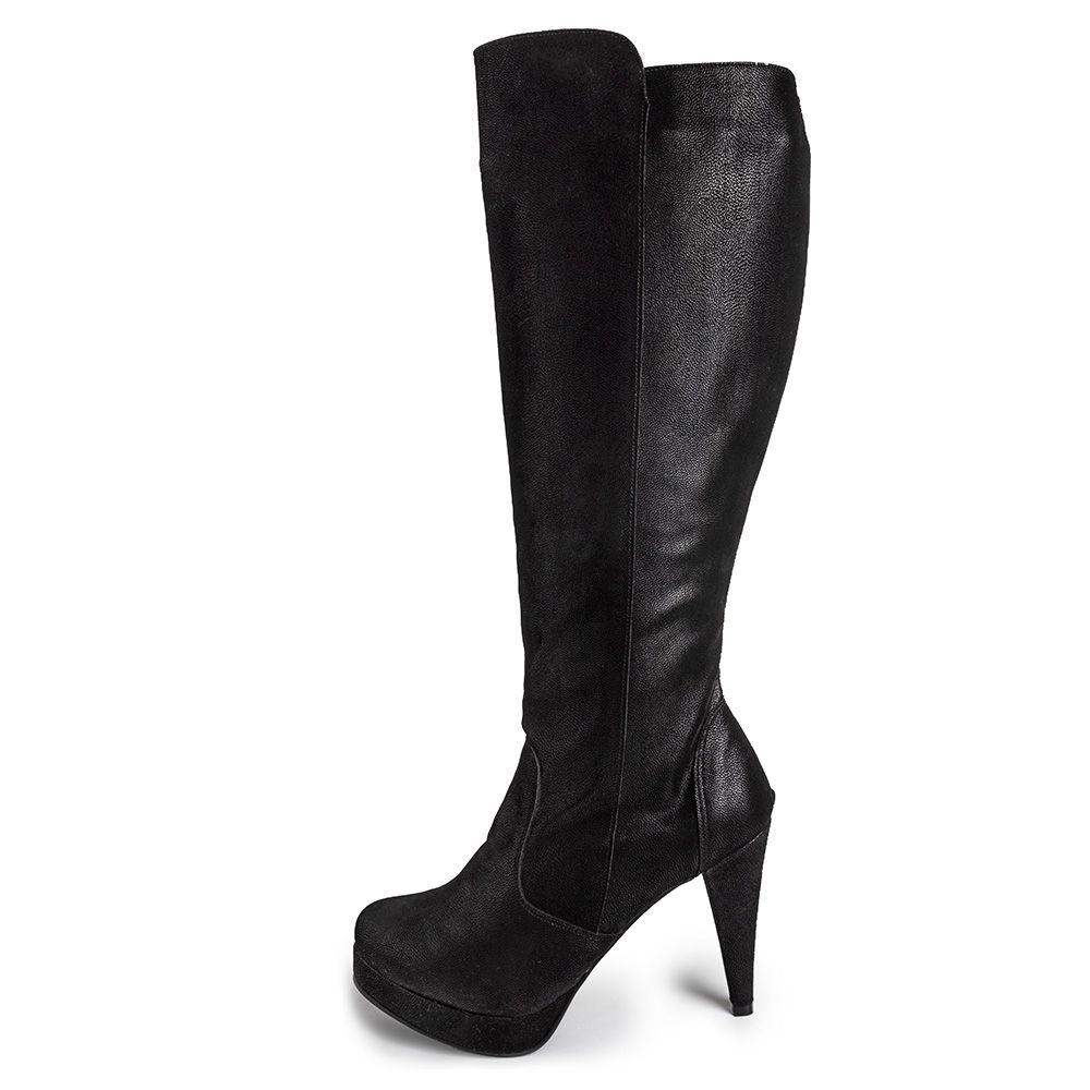 bota de cano alto e salto