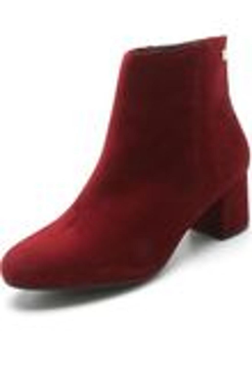 bota vermelha vizzano