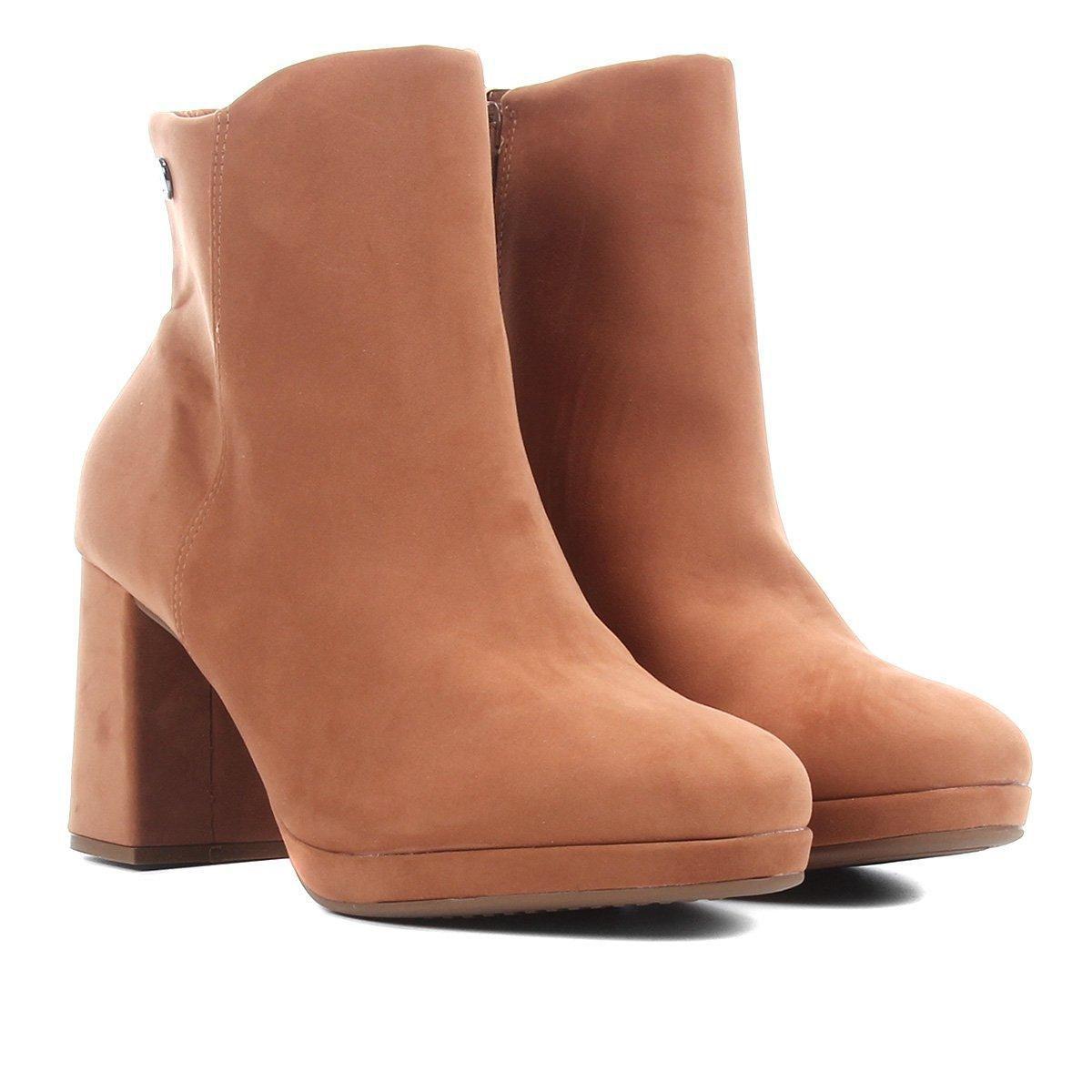 bota cano curto meia pata vizzano